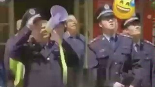 هههه، الزوجة هربت مع شخص آخر