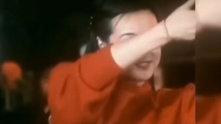 Biarkan saja dia berakting sesuka hatinya...