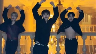 تحدي القبلة في داو تينغ | مثير حقًا~