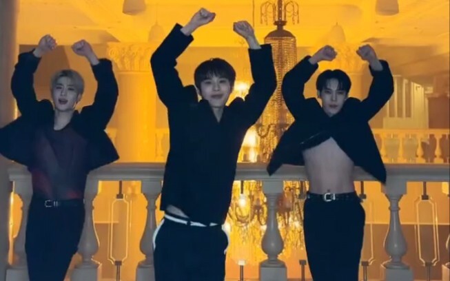 تحدي القبلة في داو تينغ | مثير حقًا~