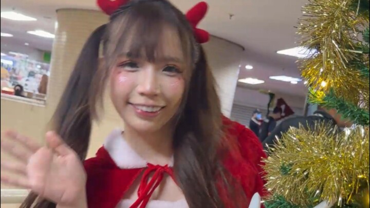 mixue cosplayer @ cosworld