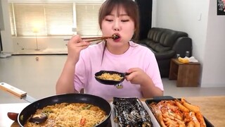 Mukbang mì hàn quốc và món mì cuốn rong biển siêu lạ #food