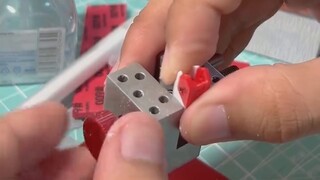 5.1/How to play Use plastic sheets to restore the chest and shoulder missile launchers of the Heavy 