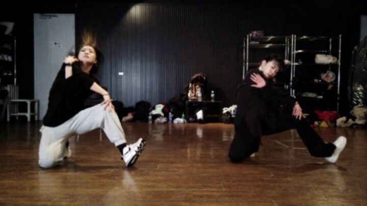 【Yumeri&Momo小山桃】风暴眼