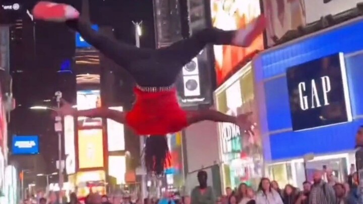 Biarkan diri Anda bahagia ketika Anda lelah setelah pulang kerja! #街 Dance # New York