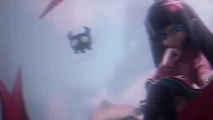 "هذا هو المكان الذي بدأ منه الحلم، نتمنى أن تستمر رحلتنا، انتهينا من التصوير!" عيد ميلاد سعيد لاستود