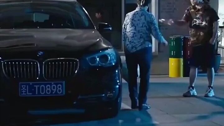 Jalan Menuju Kekayaan Sang Tante