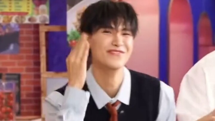 จูจูต้นกำเนิดแห่งความชั่วร้าย: โฆษณาเต้นมอเตอร์ไซค์