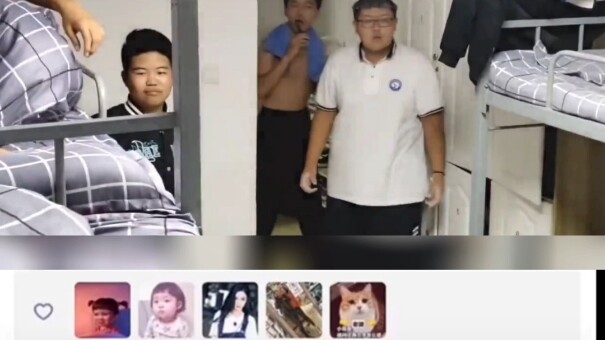 Api Perang Menghibur Para Raja