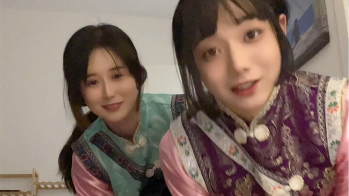 Your Majesty, here’s a breathtaking “Jinghong Dance” just for you!