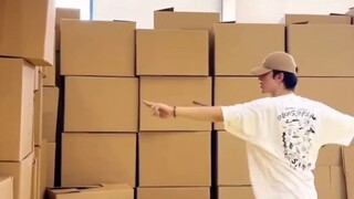 Catatan pertumbuhan Chang Huasen dan Li Tongguang: menunggang kuda, latihan bertarung, latihan etike