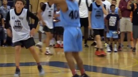 “خُذ الكرة وتكلم، ما تضيع الوقت في هالهراء!”