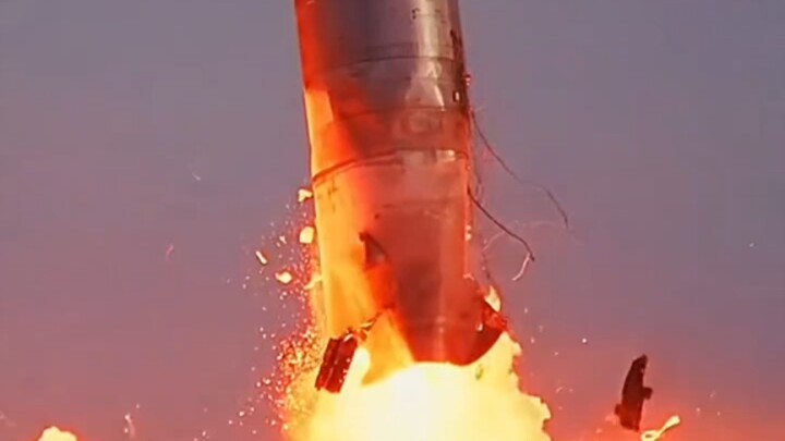 Từ khi Musk chơi với tên lửa thép không gỉ, chẳng còn ai nhắc đến vật liệu hàng không vũ trụ nữa.