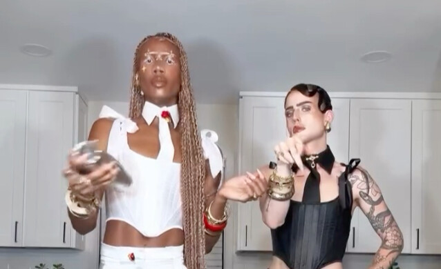 【thegoddessboys】Guys, come sip on kiwi-lime soda with Korean pear jam and creamy fizz today 🍐🍋‍🟩✨