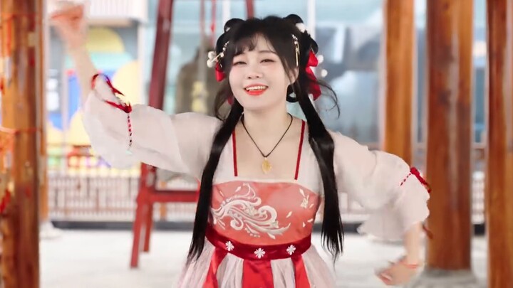 สาวหน้าอ้วนมาแจกอั่งเปา♥ อั่งเปาฤดูใบไม้ผลิ