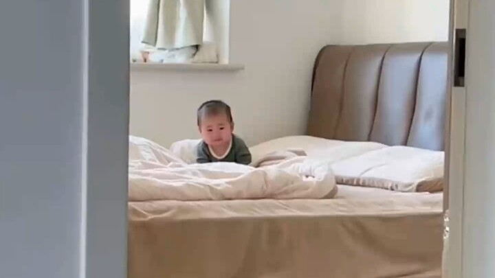 Little cuties who were so upset when they woke up and didn’t see their mom!