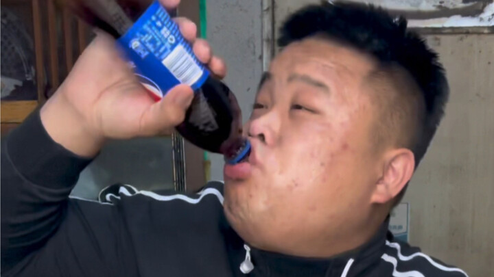 กินเลย! ที่รัก! ไม่มีฟิลเตอร์สวย!