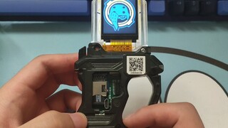 A cassette that can display images and is customizable