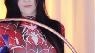 [Dance] Goyang Pinggul dengan Kostum Spider-Man