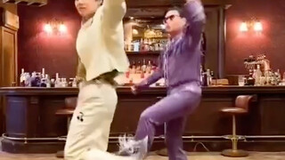 That TikTok challenge: mirror dance self-learning