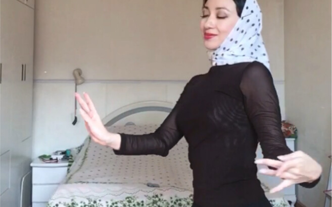 Caucasian dance hand combination, Chechnya, Adygea, Ingushetia, Georgia, Armenia...