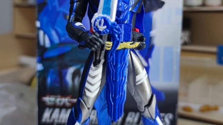 Pengganti SHF terkuat? Holy Blade RKF dengan pelengkap warna adalah pilihan Anda