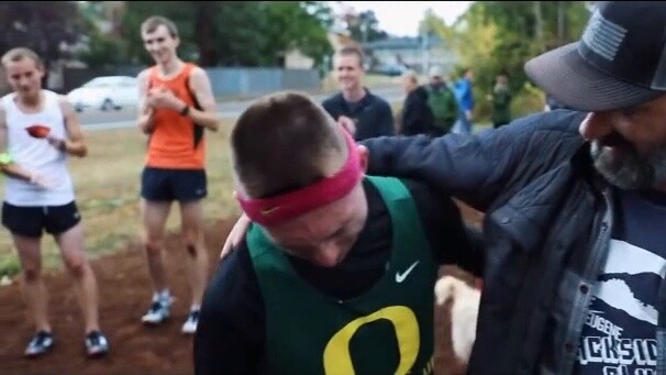 Nike signs contract with athlete with cerebral palsy: "Keep Running, Day Will Come"