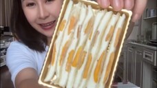 Keju rasa Mangga … cuma di Jepang kayaknya …, Masih banyak oleh oleh Jepang … hari ini keju dulu y