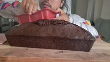 ASMR EATING SOUNDS - CHOCOLATE CAKE