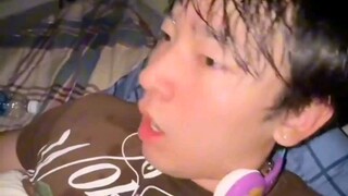 Khi bạn tan học về nhà rồi ngủ một giấc