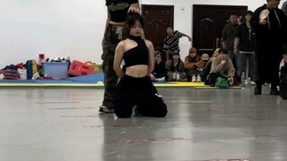 Performed "unholy" again at the street dance club's recruitment showcase—Haixuan and Xiaoqing's chor
