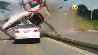 DRIVING IN TRUCK & CAR FAILS COMPILATION 2023 - - BEST OF DASHCAMS 2023 - BAD DAY AT WORK FAILS 2023