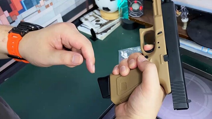 3 วิธีในการเล่นและคุณยังสามารถเล่นได้! ของเล่นมือไฟฟ้า Galaxy Glock G22 ใหม่!