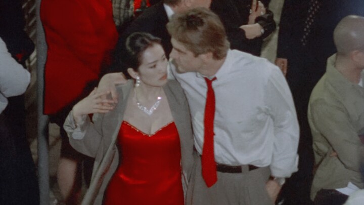 “Siapa yang berpisah karena rindu hingga sakit, jangan tanya ke ujung dunia, juga jangan tanya kapan