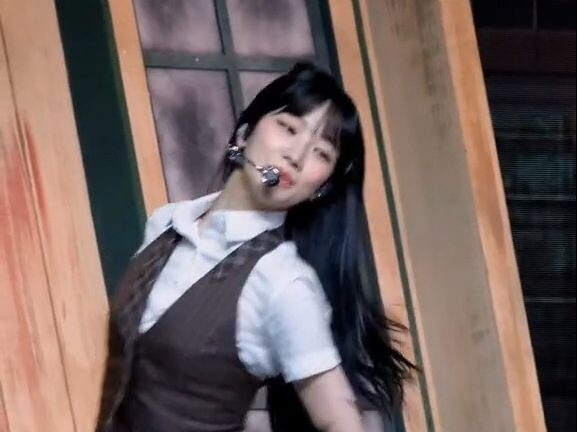 Kazuhane Nakamura looks so innocent with this hairstyle