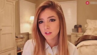 Pria Ideal Chrissy Costanza