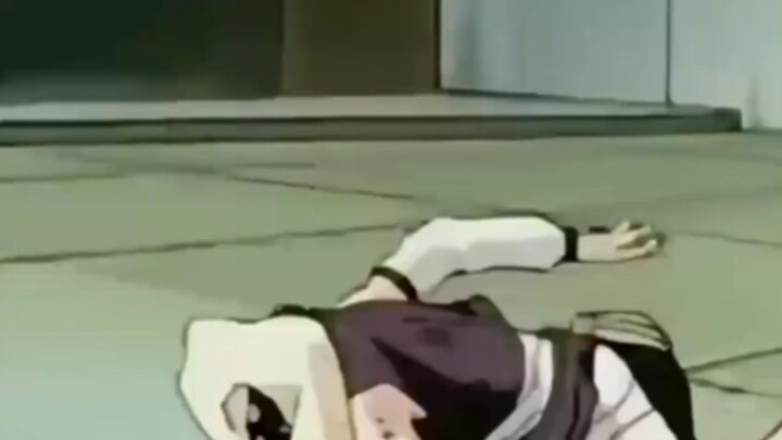 ino terjatuh