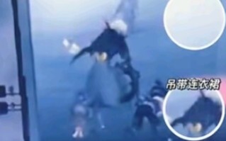 يون شان فو: هل حقًا يجب عليكم الخروج من هذا الباب اليوم؟ (انفجار)