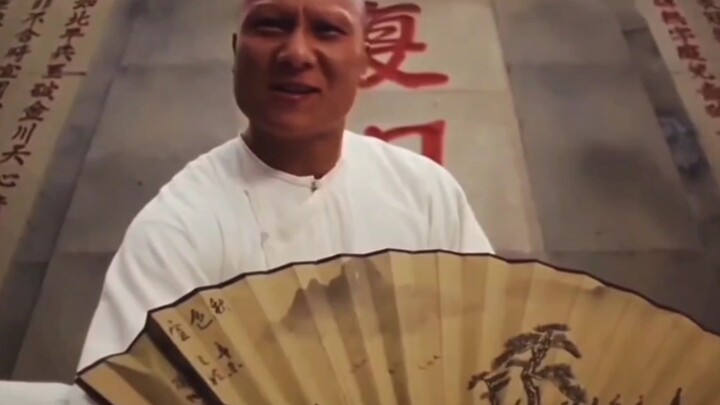 李连杰电影里面的大反派，看着就是牛逼