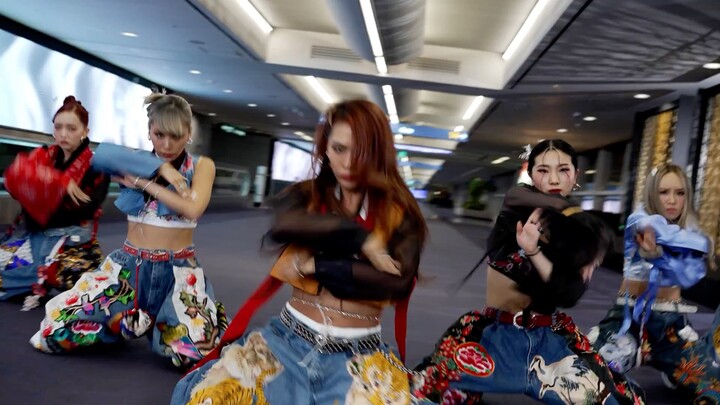 【Honey J】Dance in Incheon Airport Traditional Culture Media
