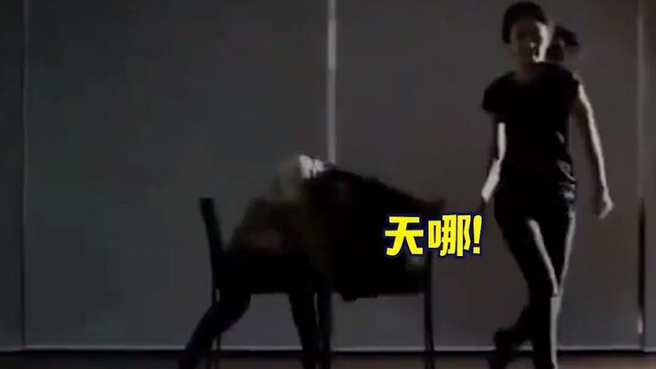 Teaser debut Hong Beibei ternyata menggunakan aransemen musik yang dibuat oleh Zhang Yixing pada tah