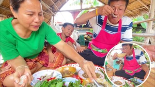 แกงปลาใส่หน่อไม้ส้มลาบเหนียวปลาตอง