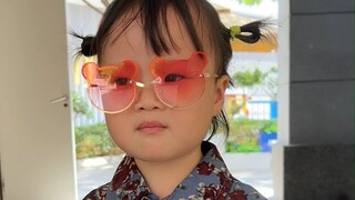 2岁宝宝独自买哇哈哈冰淇淋能否完成任务？#人类幼崽#宝爸带娃#露兮粑粑
