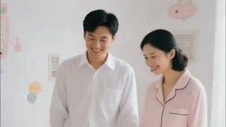 翟欣欣的妈妈小时候就教导女儿“找一个有钱人，生活得好一点”。