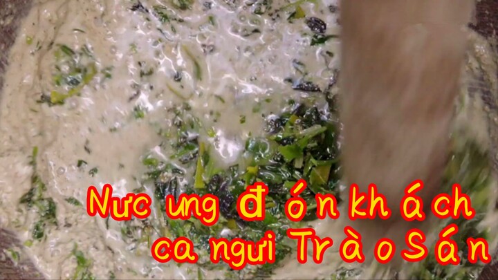 Nước uống đón khách của người Trào Sán