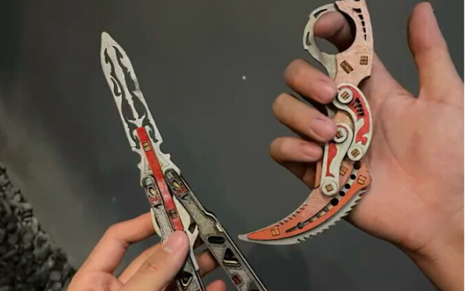 ทาสกินใหม่ให้กับมีดบนอุ้งเท้าของฉัน หล่อขึ้นเยอะ!