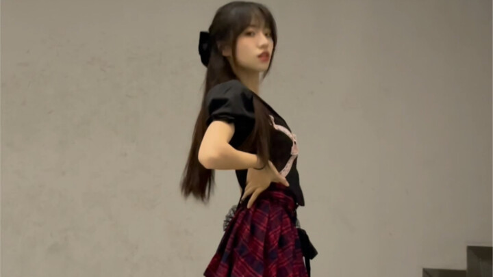 queencard～I am my biggest trump card in the first half of the song