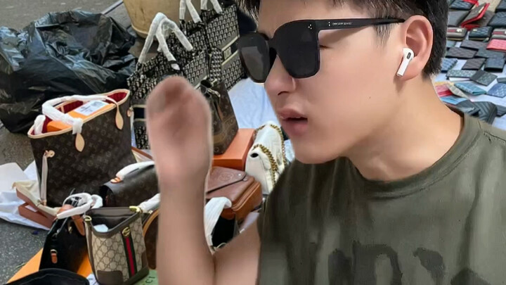 Houmi: Punya beberapa ponsel lagi itu hal yang mudah dilakukan.