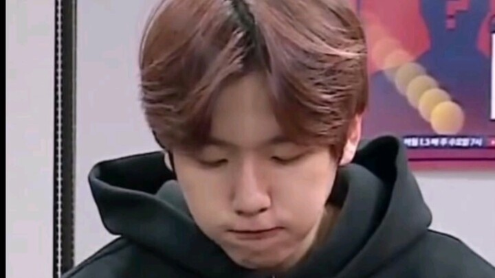 【Byun Baekhyun】Siapa nih si mungil yang makan enak banget?