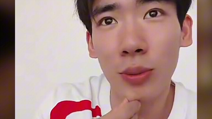 Trà: Đây là một cuộc phiêu lưu không nhỏ   Phan: Ăn toàn đồ dở hơi   Béo: Cái gì ăn được cũng được
